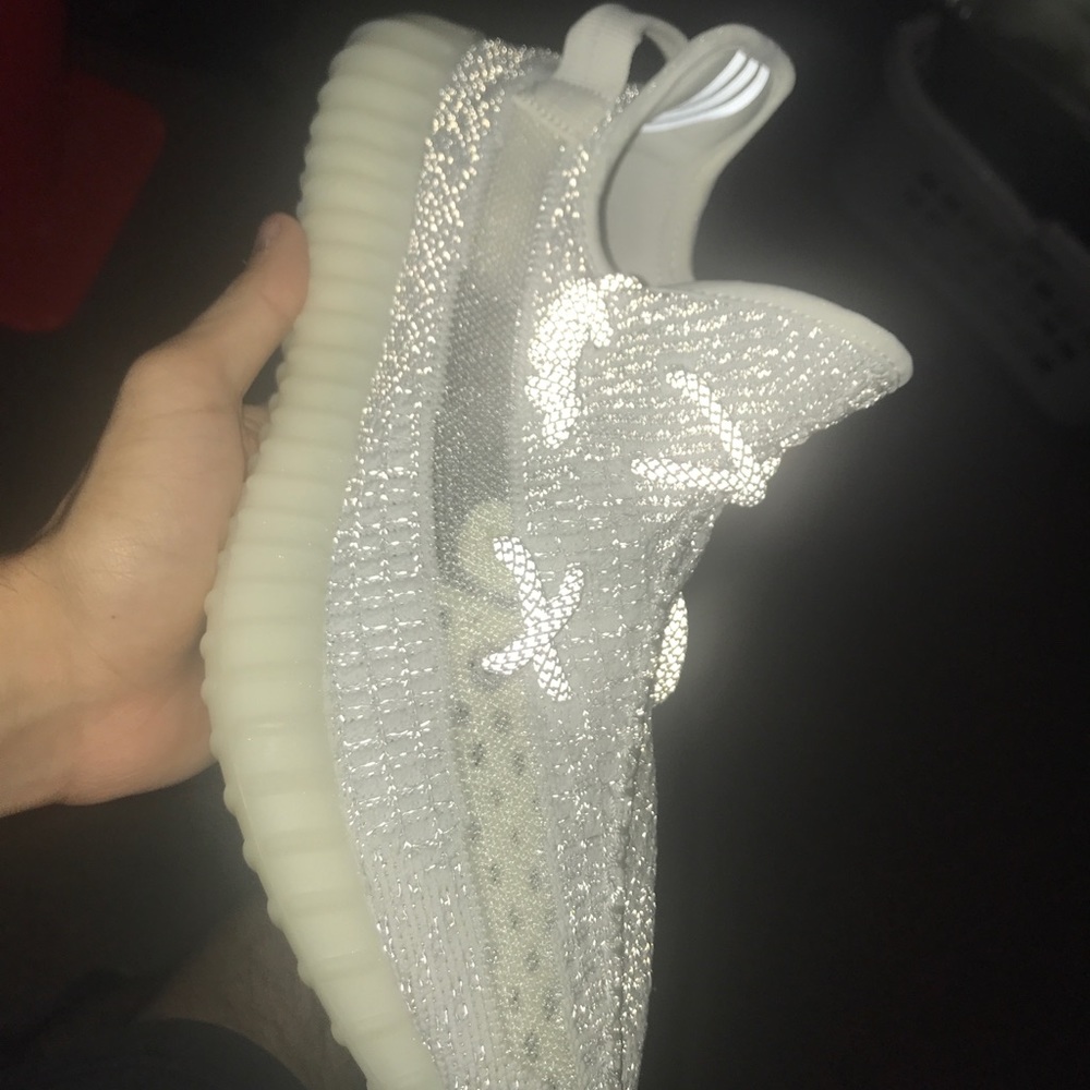 Yeezy static’s reflectives